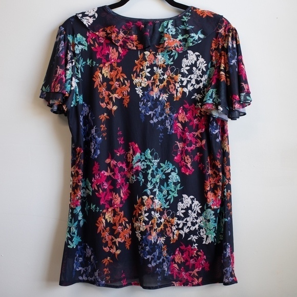 Reba blue floral button up top-L - Picture 5 of 5